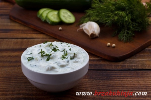 Tzatziki salata